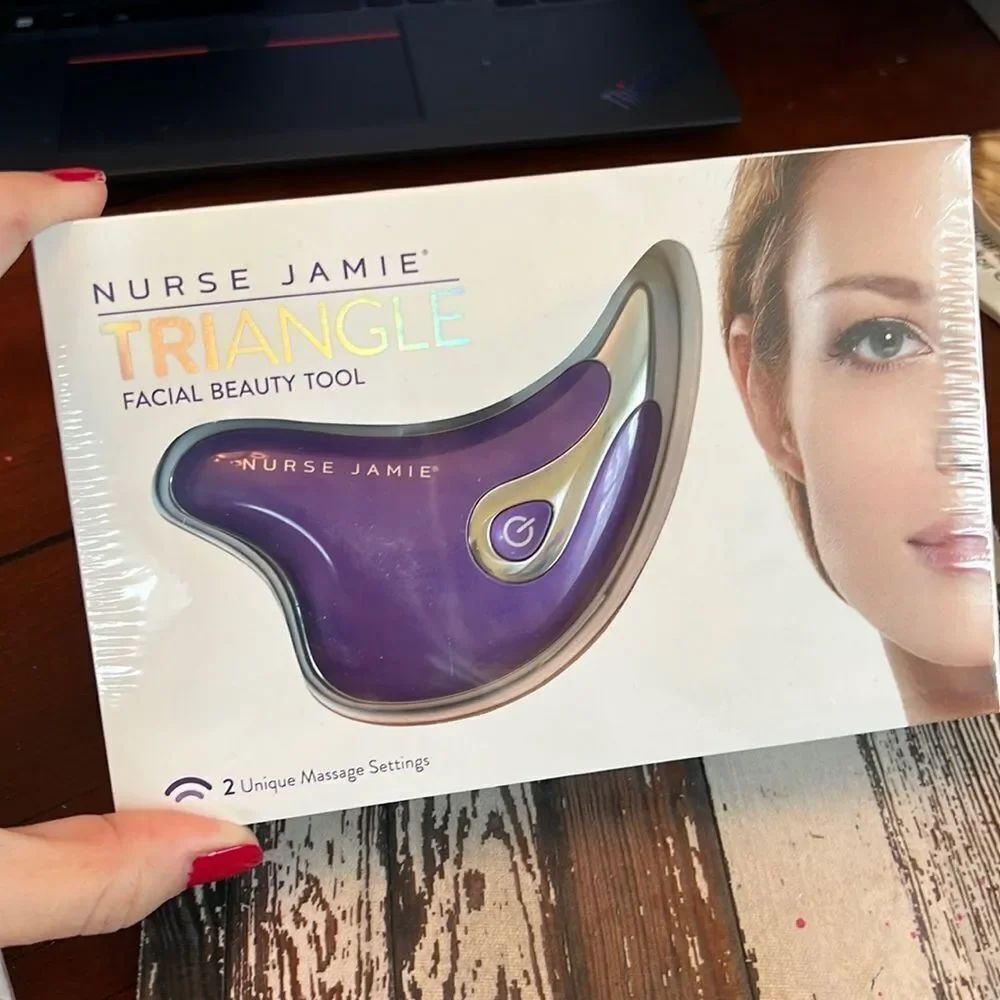 NEW SEALED *Nurse Jamie* Triangle Facial Beauty Tool NEW